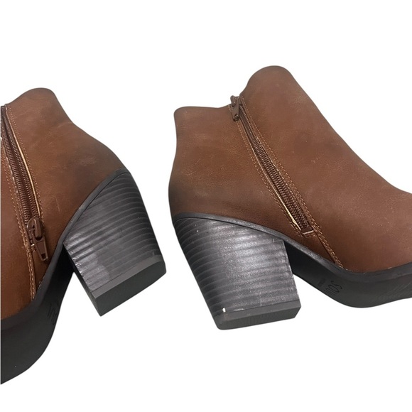 SOUL Naturalizer Women's Mikey Brown Ankle Boot Sz 8 - Picture 6 of 12